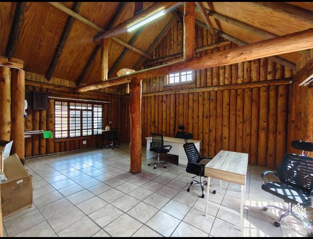 9M² RETAIL TO LET IN SASOLBURG EXT 5